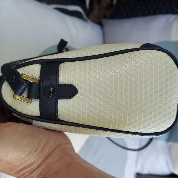 LIZ🔺️CLAIBORNE Vintage 1983 Shoulder Bag & Matching🔺️Wallet & KeyFob Set - Picture 7 of 16